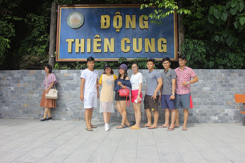 Các đồng chí AVT Education đưa nhau đi trốn nắng hè 3 Động thiên cung