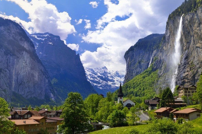 Thung lũng Lauterbrunnen ở Thụy Sỹ