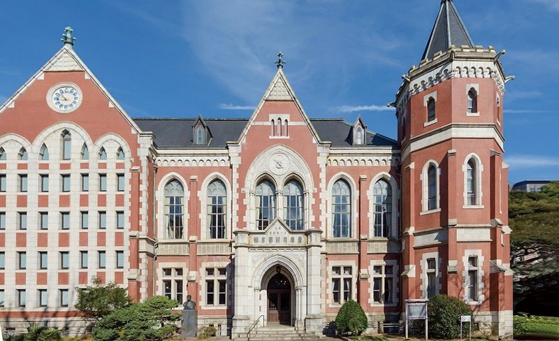 Đại học Keio là ngôi trường như thế nào?