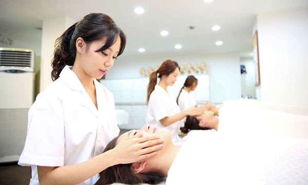 Du học Nhật Bản ngành làm đẹp với nhiều ngành
