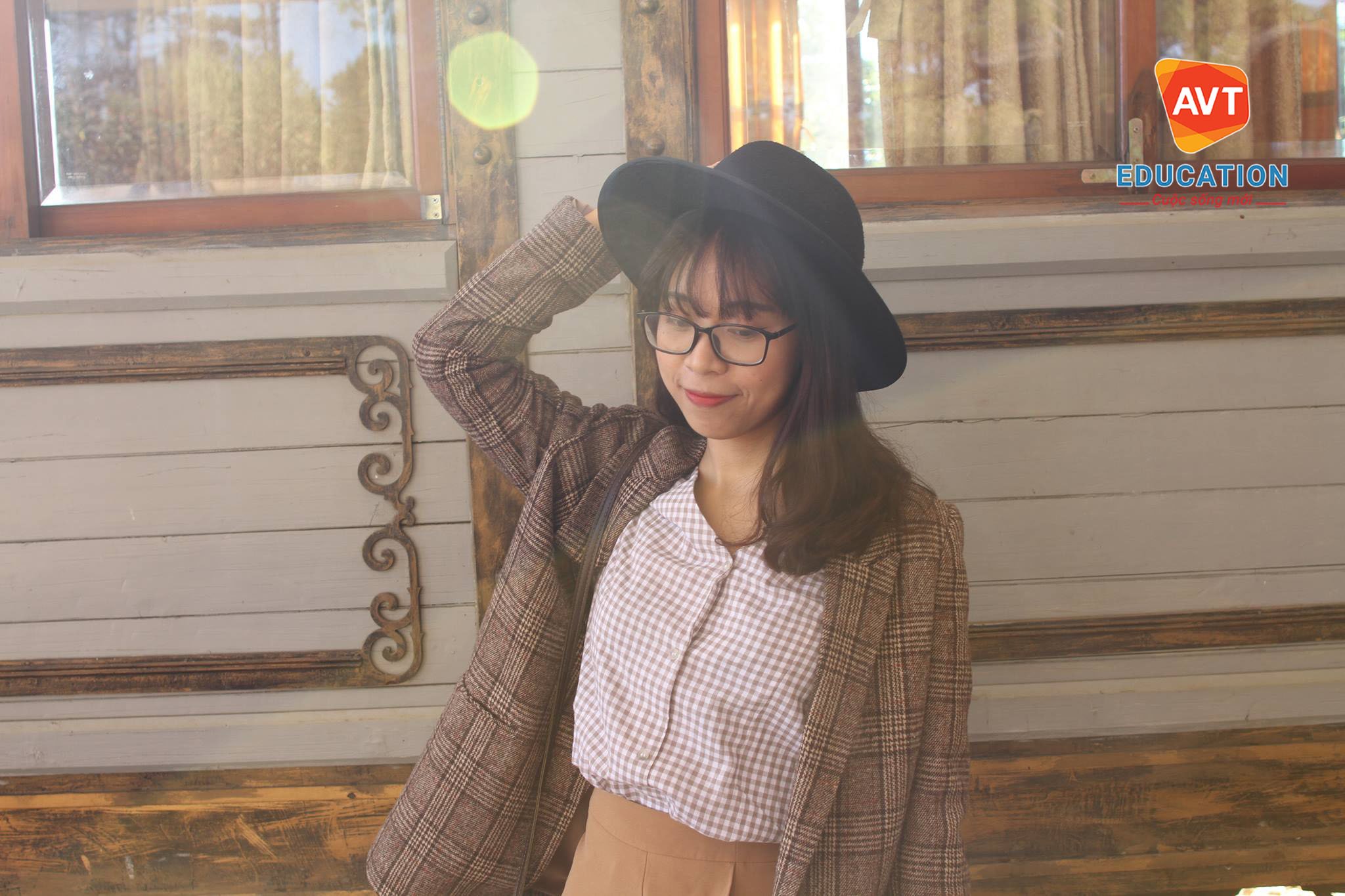 co giao hanh le rat nu tinh