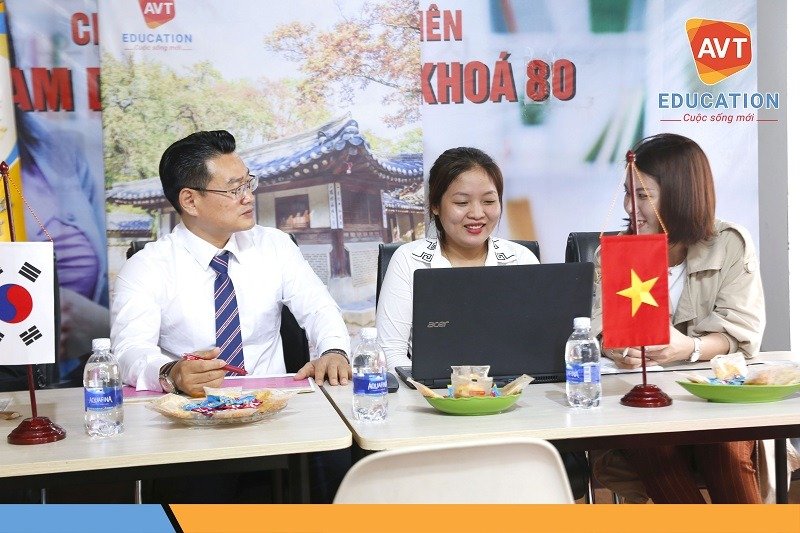 phong van qua skype