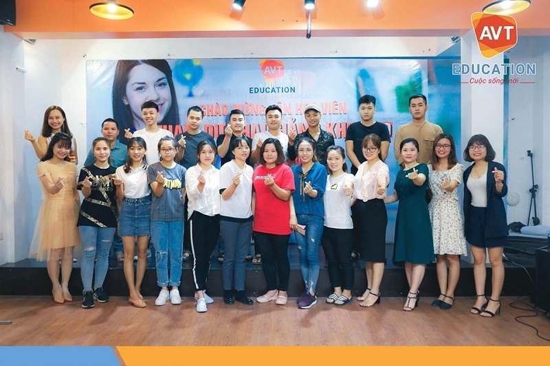 Khai giảng khóa 89 tại AVT Education