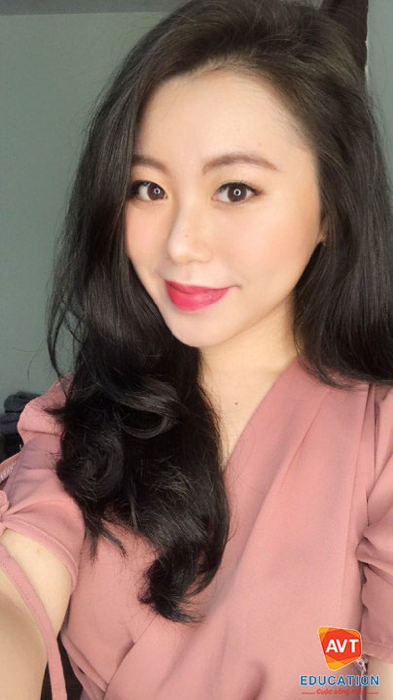 Cô giáo Phương Chi tại AVT Education