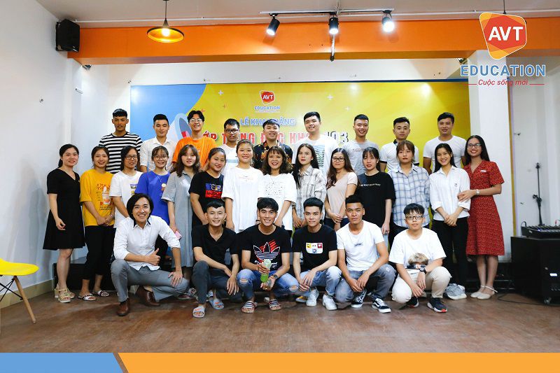 Lễ khai giảng khóa 103 tại AVT Education