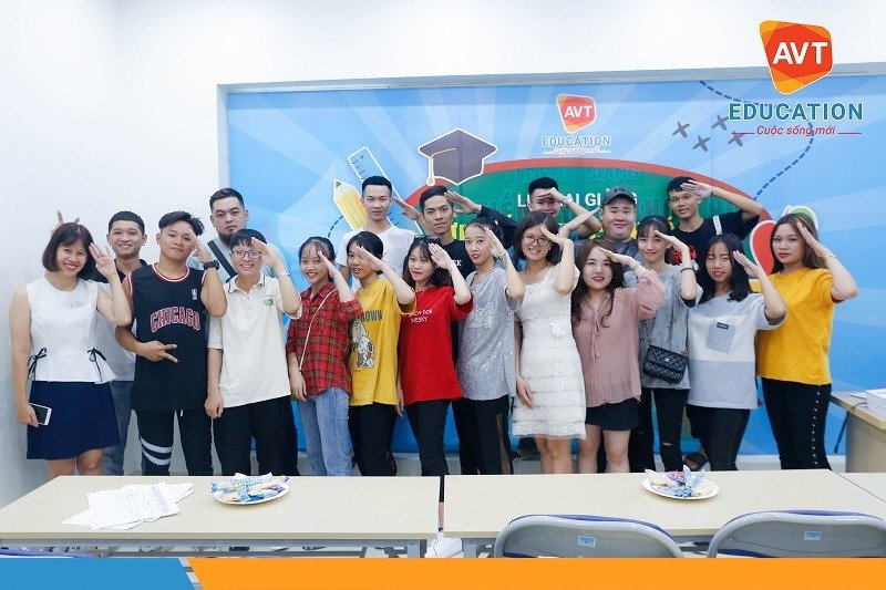 Khai giảng khóa 113 AVT Education