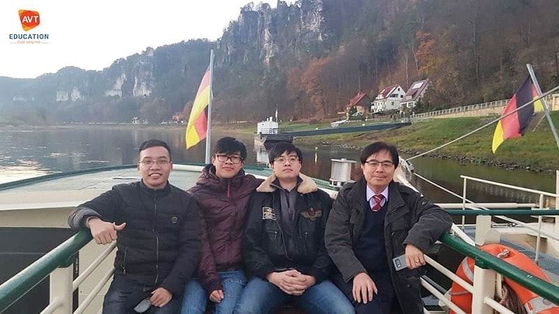 Ngày ra sân bay Hòa vẫn không thể tin mình có thể Du học nghề Đức thành công