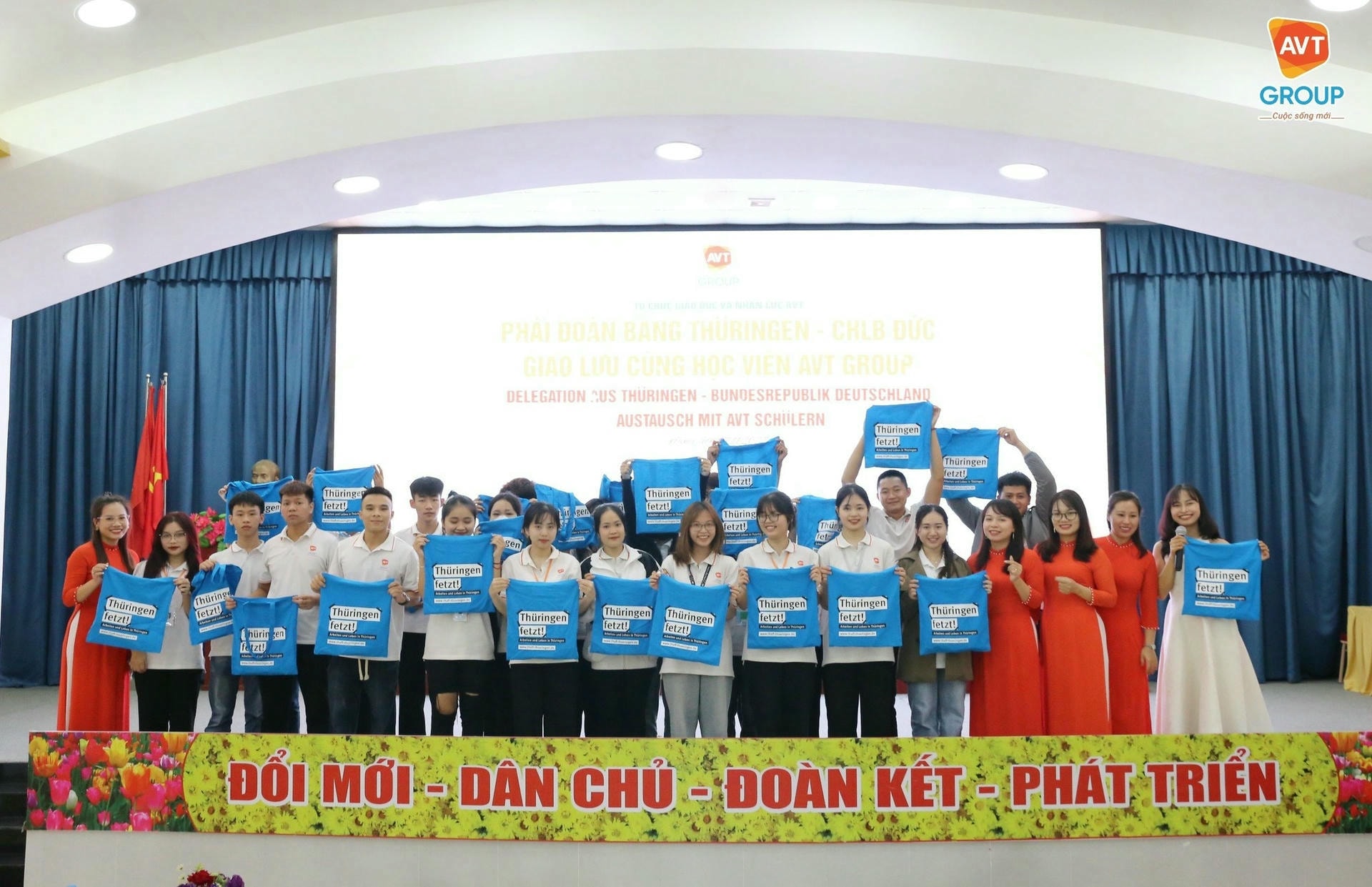 AVT Group đón phái đoàn Bang Thüringen làm việc tại Việt Nam 7 399340155 320704990709949 6685855793140016784 n