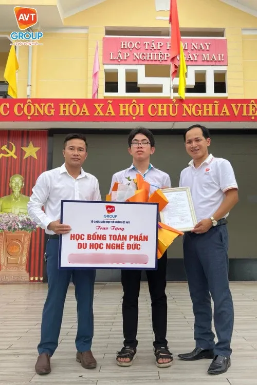 Trao học bổng